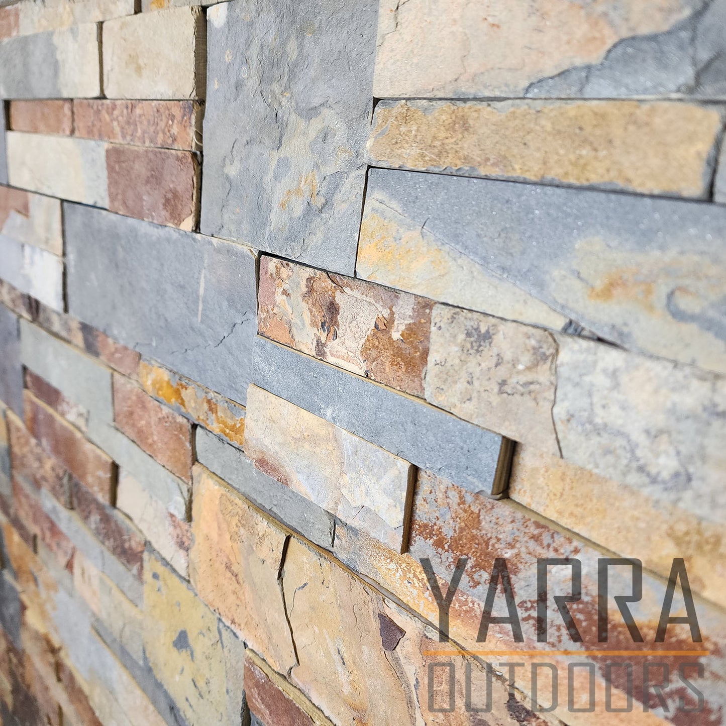 Rusty Charcoal Z Shape Panel Stack Stone